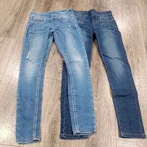 Girls Skinny Jeans Size 10 Light and Dark Blue Skinny Jeans 2 Pieces